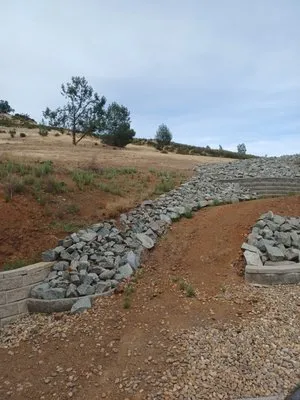 L. A. W. Weedeating and Yard Cleaning Services