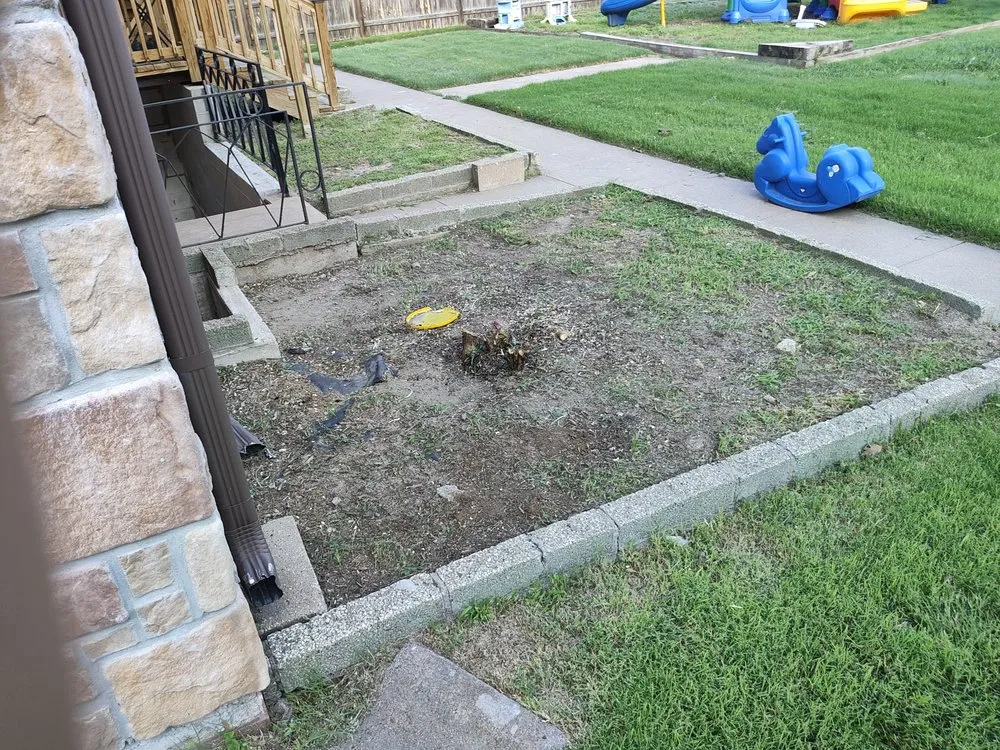 Professional yard maintenance experts serving Salina, KS - L and D Landscaping