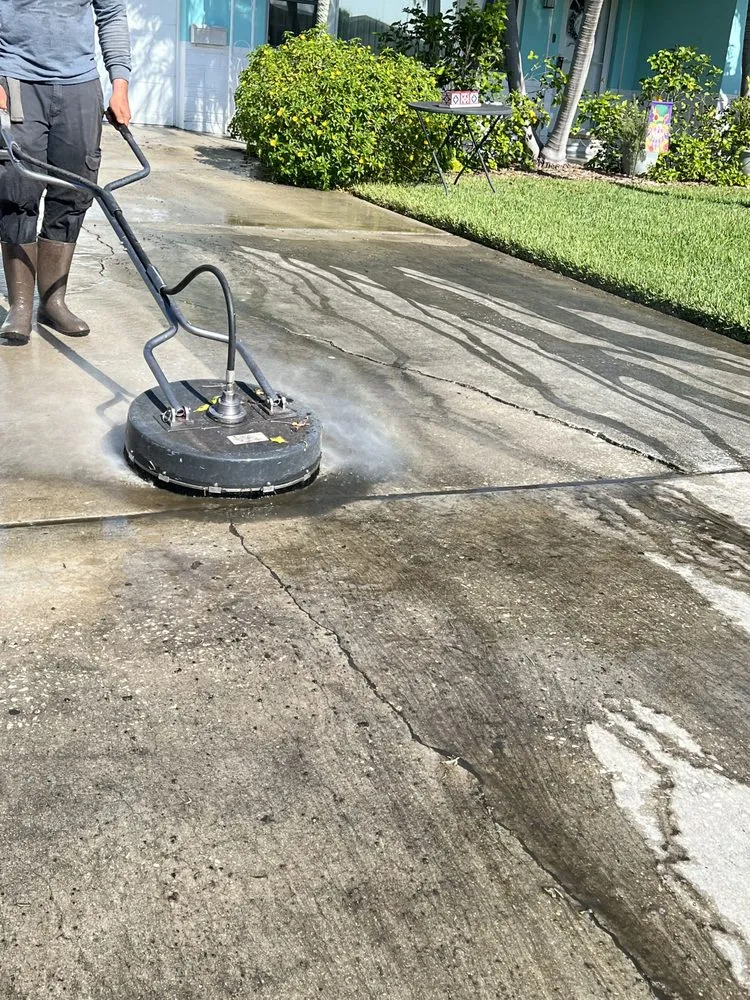 Trusted lawn mowing service in St. Petersburg, FL by L and M Complete Care