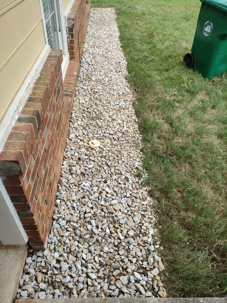 Expert lawn care service in Lithonia, GA by L and X General Services