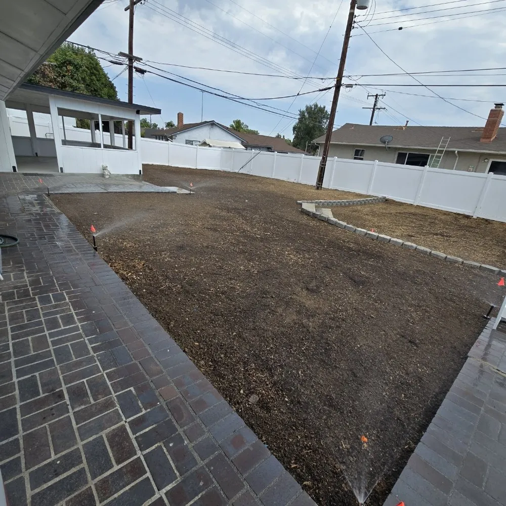 Custom garden landscaping for homes in Santa Ana, CA by L Bravo Tree Services