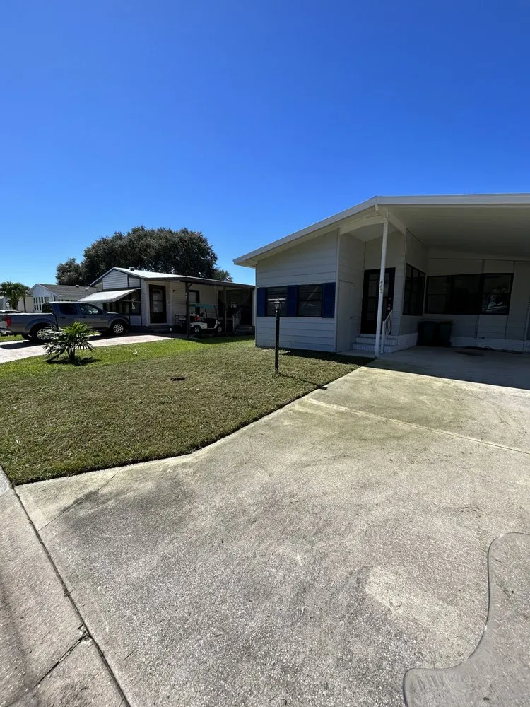 Affordable yard maintenance experts serving Palm Bay, FL - L Magras