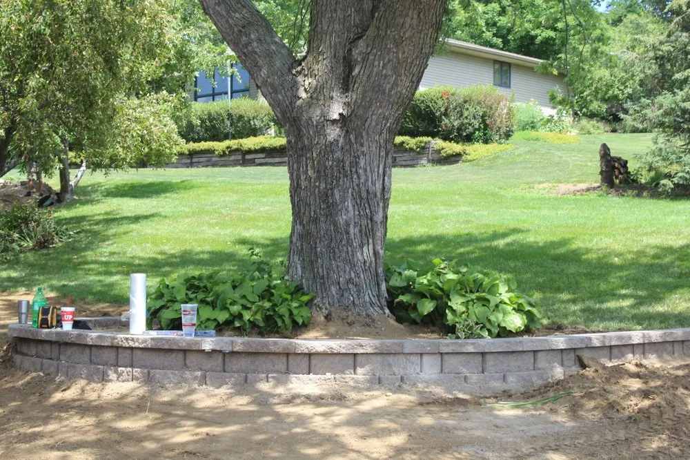 Professional residential landscaping in Omaha, NE - L-Mgt Landscaping & Lawn