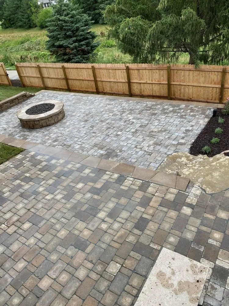 Trusted outdoor landscaping in Omaha, NE - L-Mgt Landscaping & Lawn
