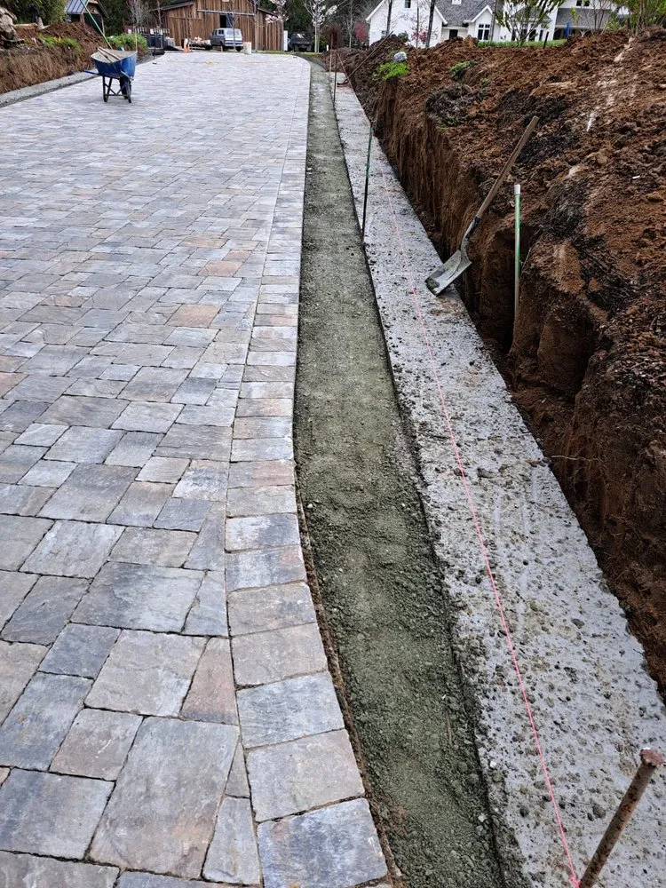 Local lawn mowing service in Redwood City, CA by L N Gardening And Fencing