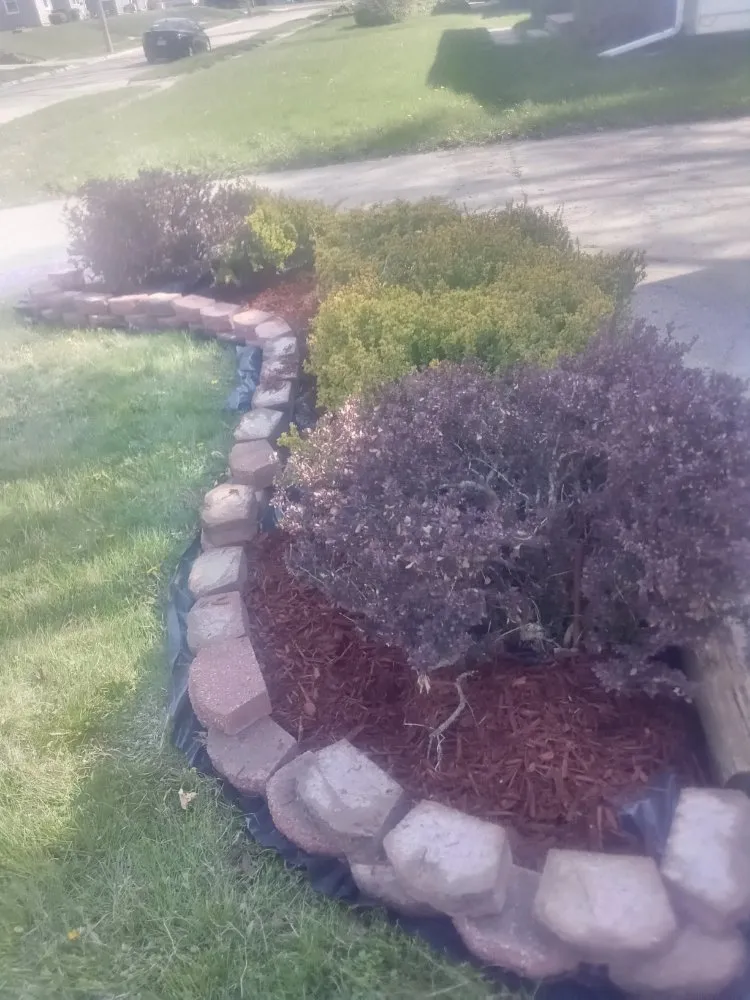 Affordable landscape installation experts serving Des Moines, IA - L N M Services