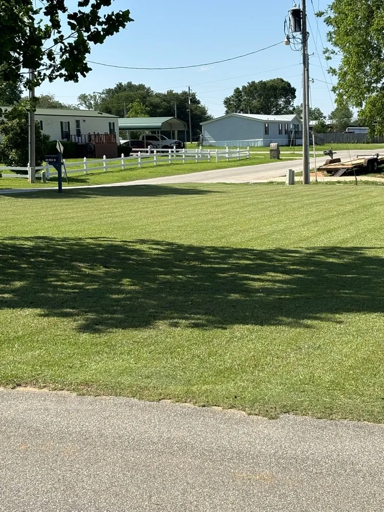 Trusted residential landscaping near you in Robertsdale, AL by L P Mowing