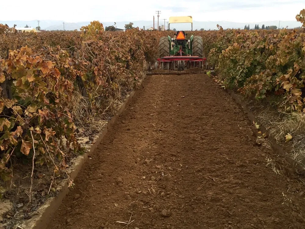Local lawn mowing service in Fresno, CA - L R Tractor