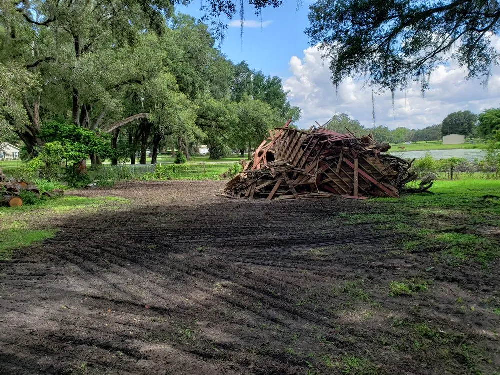 Top-rated yard cleanup service in Dade City, FL by L S Wilson Services