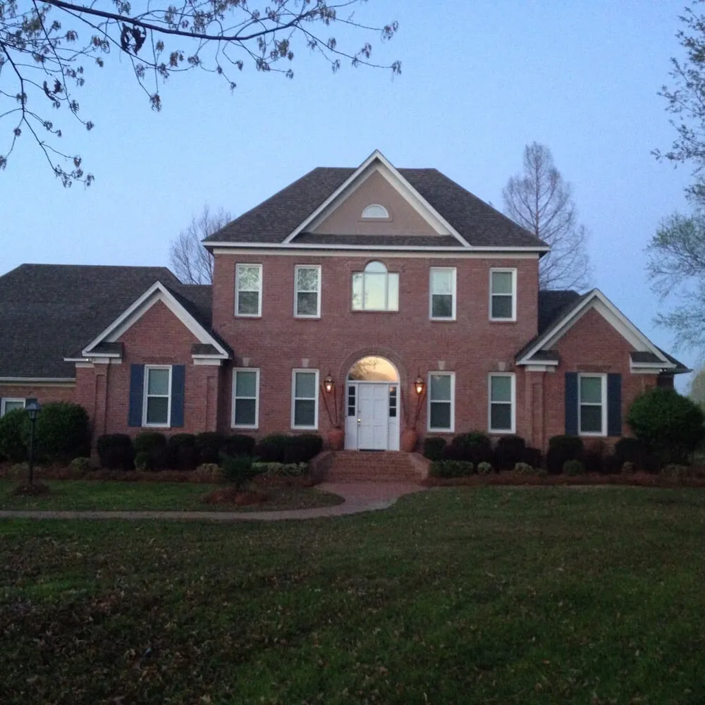 Expert lawn care service in Madison, MS by L Smith Lawn Service