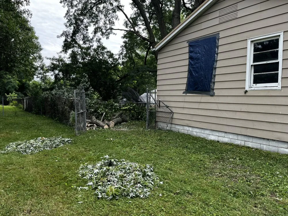 Custom lawn care service in Decatur, IL - L Squared Aesthetics