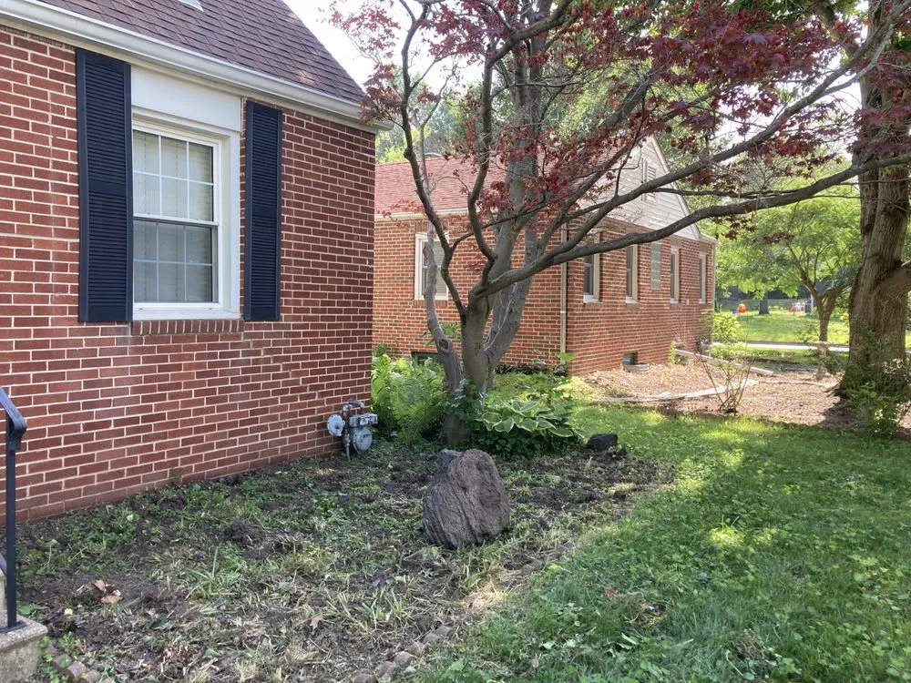 Top-rated lawn care service in Decatur, IL by L Squared Aesthetics