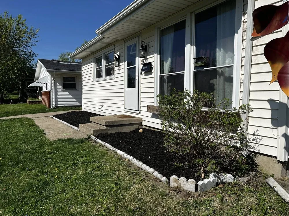 Affordable lawn mowing service in Decatur, IL - L Squared Aesthetics