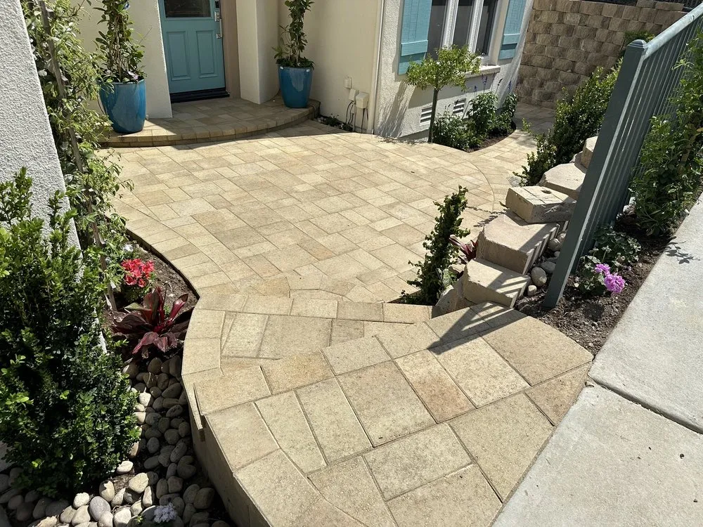 Custom garden landscaping in Poway, CA - L T Gardening & Landscaping