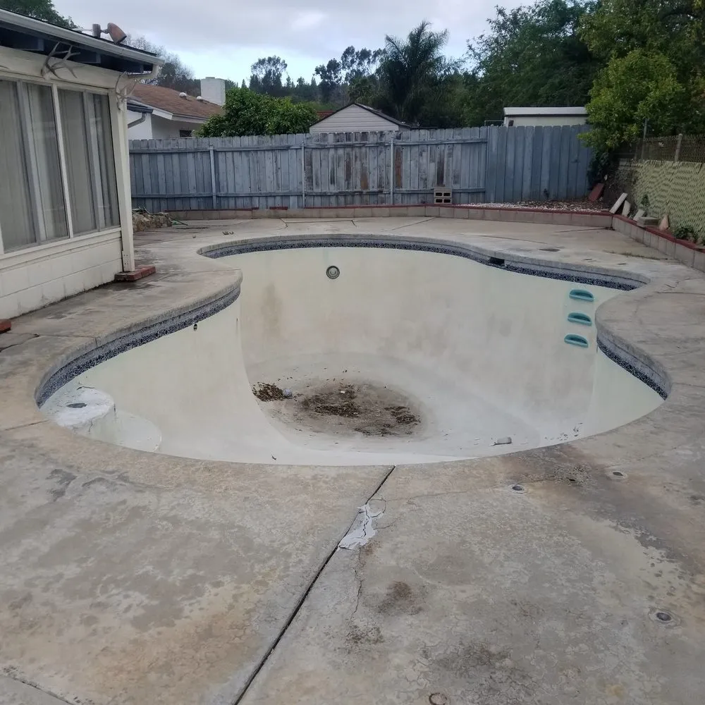 Professional lawn care service for residential properties in Poway, CA by L T Gardening & Landscaping