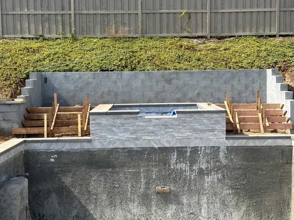 Professional yard maintenance experts serving Poway, CA - L T Gardening & Landscaping