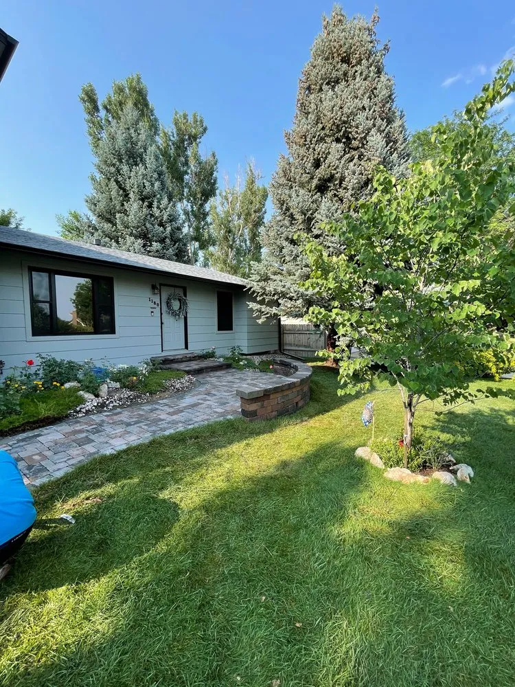 Local lawn mowing service in Northglenn, CO by L Vision