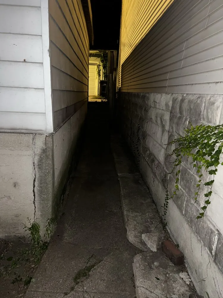 Professional lawn mowing service in Chicago, IL by L Williams Landscaping