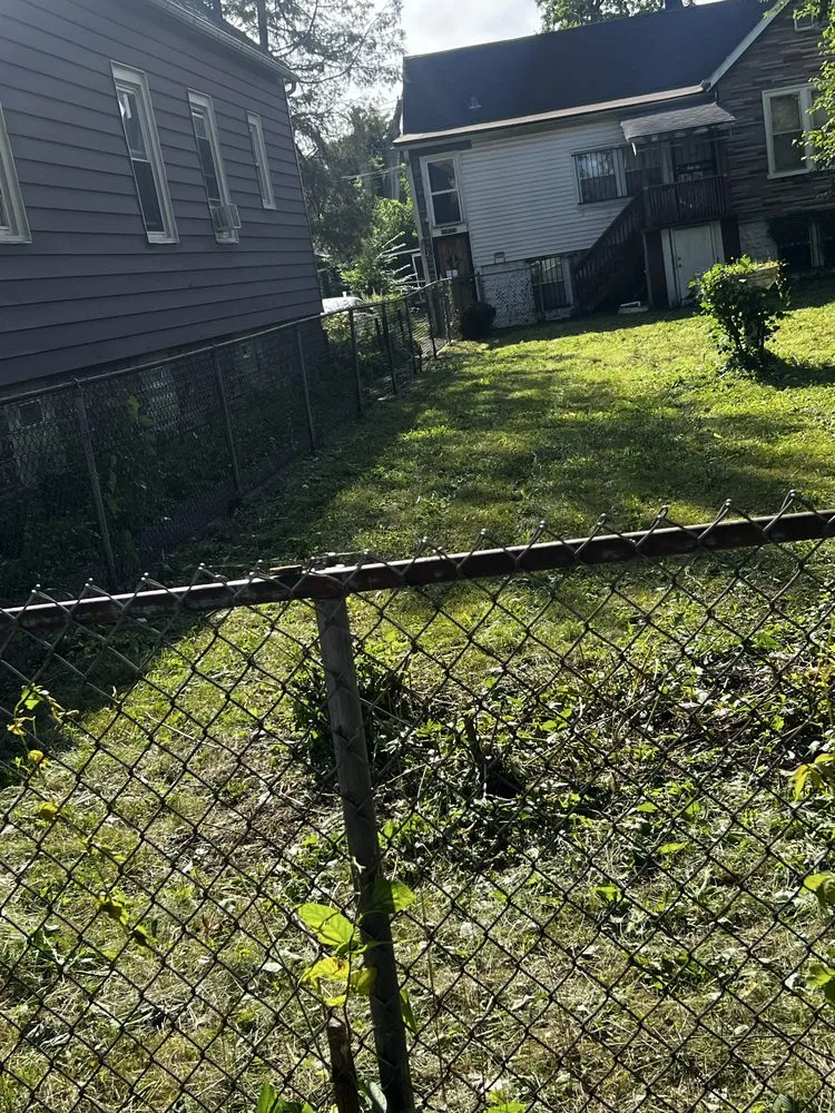 Local residential landscaping experts serving Chicago, IL - L Williams Landscaping