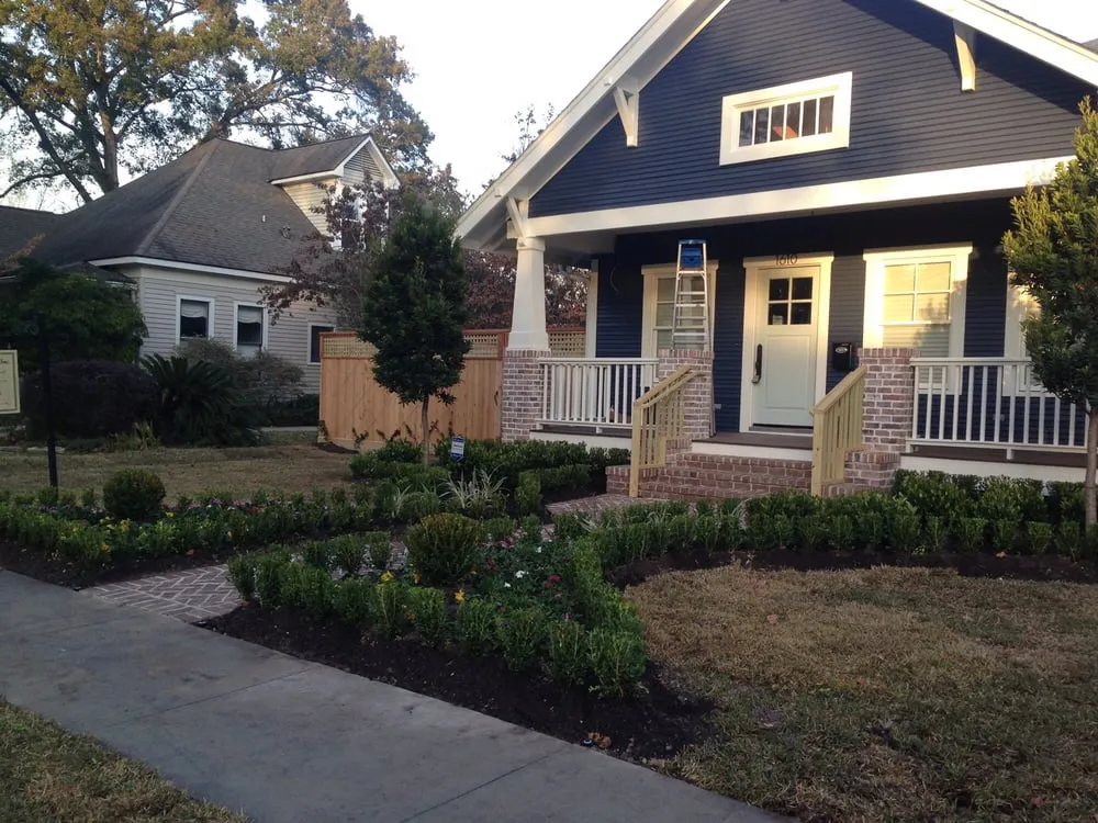 Local lawn mowing service experts serving Houston, TX - L3 Designs