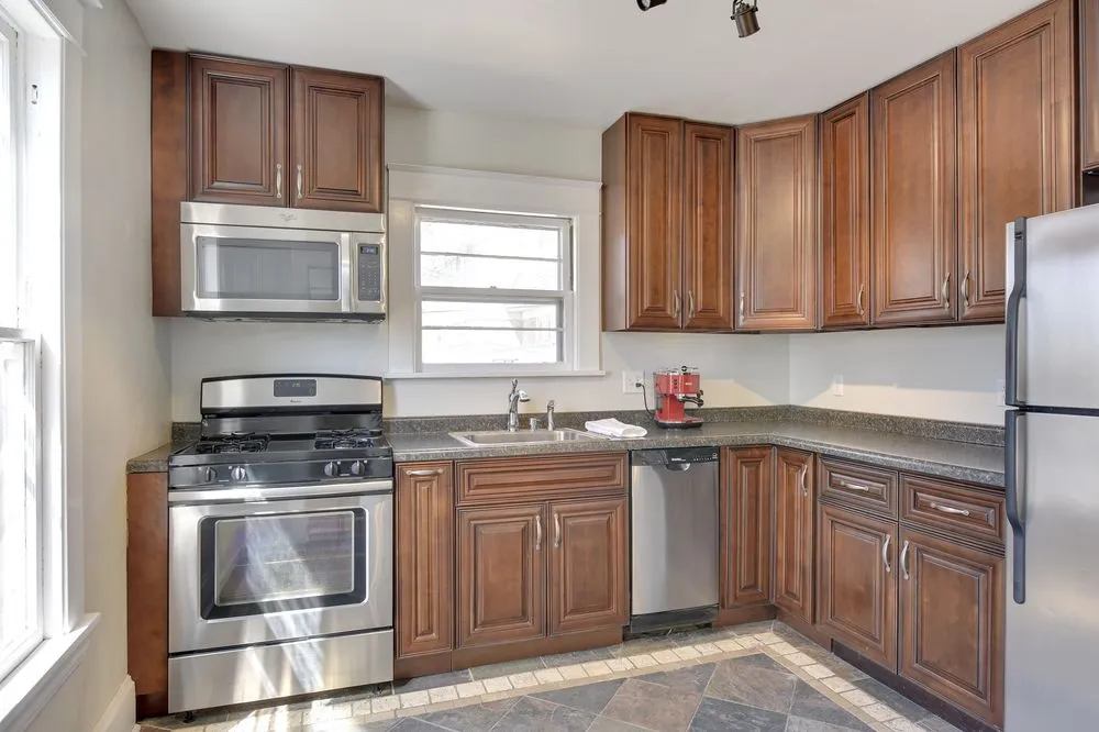 Trusted lawn care service experts serving Minneapolis, MN - La Belle Terre