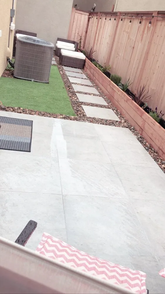 Local residential landscaping experts serving SACRAMENTO, CA - La Colonia Concrete Landscaping