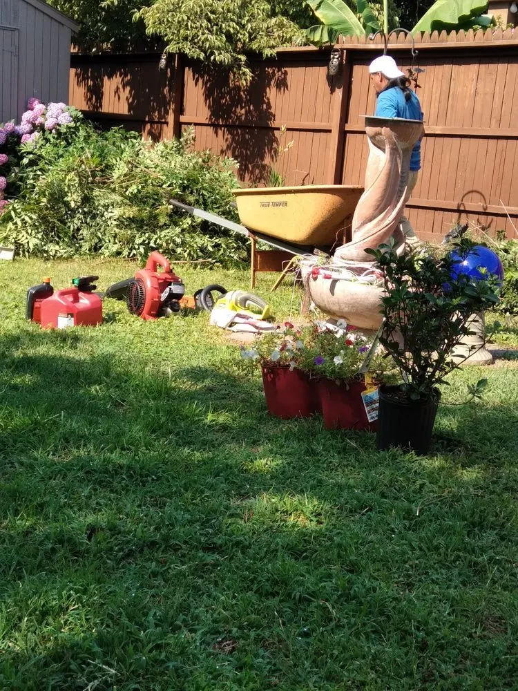 Local outdoor landscaping in Baltimore, MD by L&A Custom Landscaping & Lawn Care