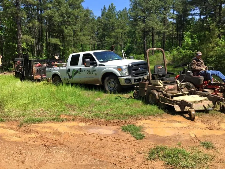 Affordable outdoor landscaping in Bossier City, LA - LA Custom Lawn