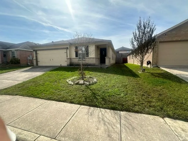 Professional outdoor landscaping for outdoor upgrades in San Antonio, TX by La exelencia