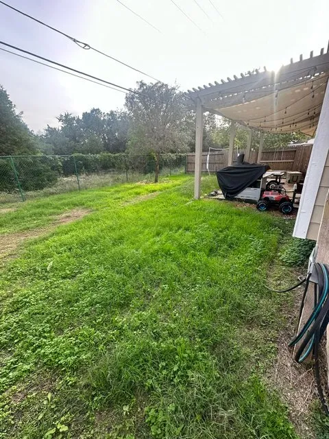 Reliable yard maintenance for year-round maintenance across San Antonio, TX - La exelencia