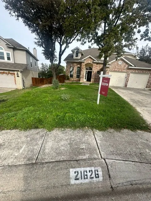 Trusted outdoor landscaping in San Antonio, TX by La exelencia