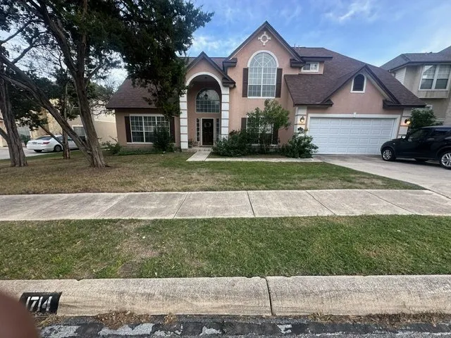 Trusted landscaping services for outdoor upgrades in San Antonio, TX by La exelencia