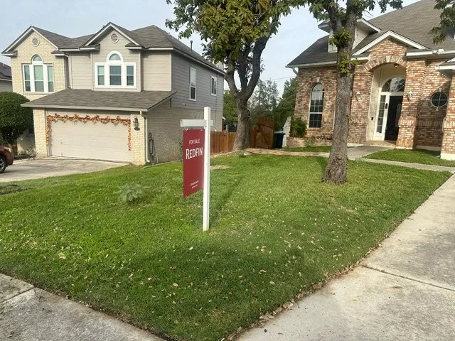 Reliable residential landscaping for beautiful yards in San Antonio, TX by La exelencia