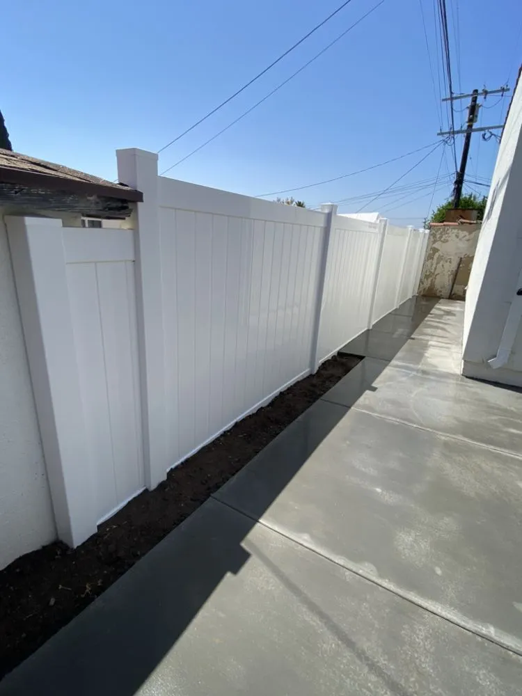 Expert landscape design with custom design across Pasadena, CA - La Familia Rivera Landscape Pros