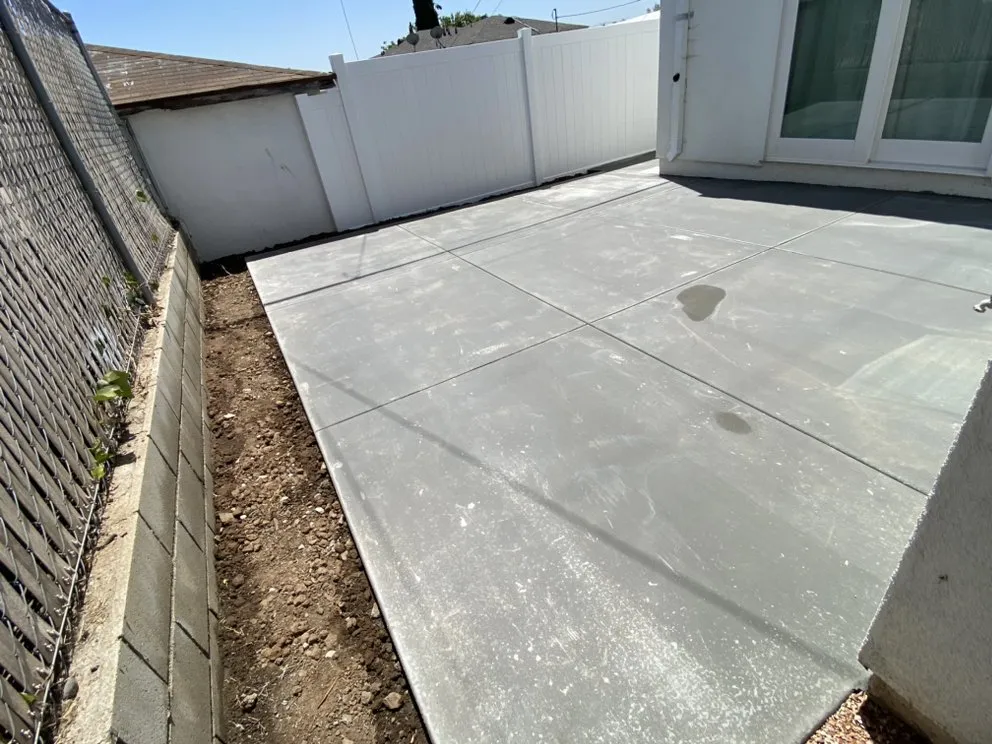 Top-rated garden landscaping for beautiful yards across Pasadena, CA - La Familia Rivera Landscape Pros