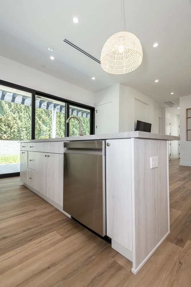 Trusted yard cleanup service experts serving Woodland Hills, CA - LA Family Builders