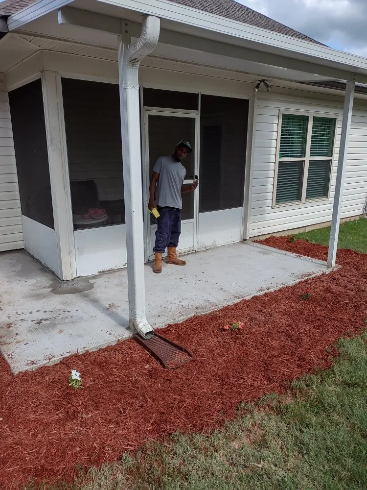 Affordable outdoor landscaping experts serving Shreveport, LA - La Fleur Outdoor Services