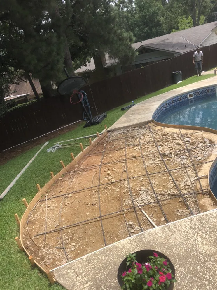 Reliable yard maintenance experts serving Shreveport, LA - La Fleur Pressure Control And Outdoor Services