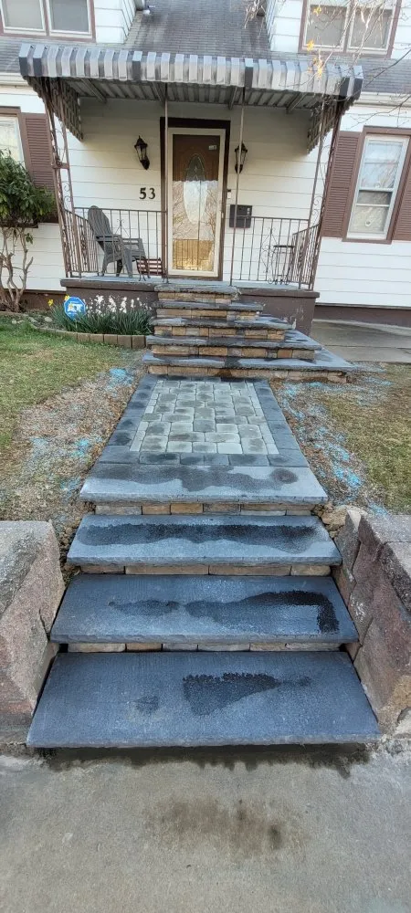 Local lawn care service experts serving Camden, NJ - L&A Hardscaping and Landscaping