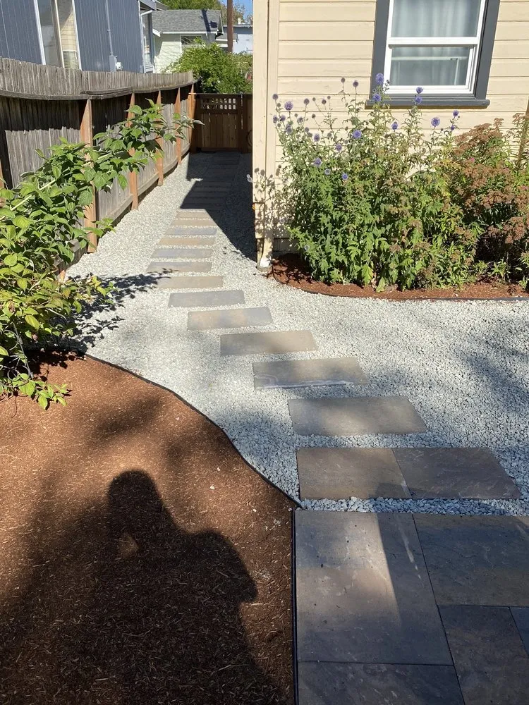 Local residential landscaping in Seattle, WA - LA landscape
