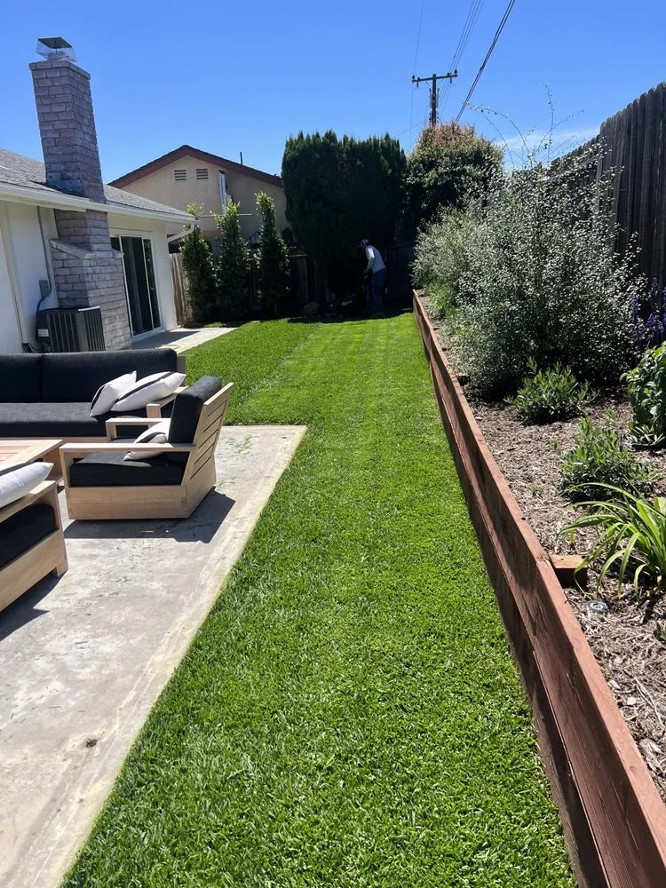 Reliable residential landscaping experts serving Costa Mesa, CA - LA Landscaping