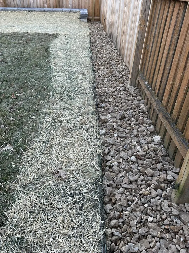 Professional lawn care service in Independence, MO - La landscaping