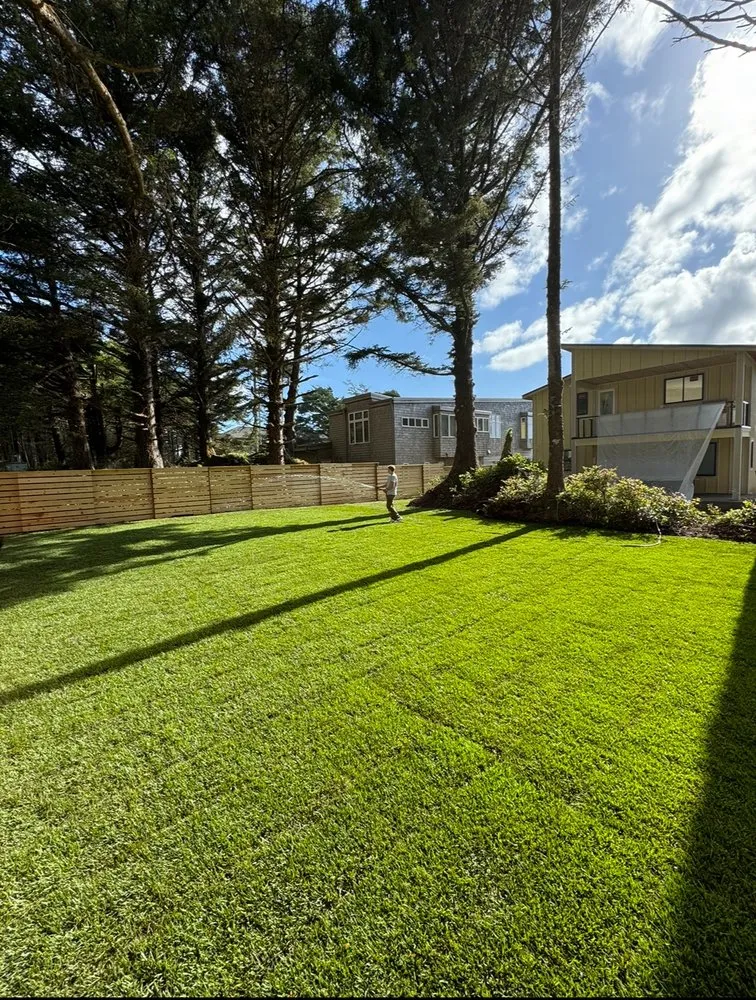 Expert yard maintenance for homes in Vancouver, WA by L&A Landscaping