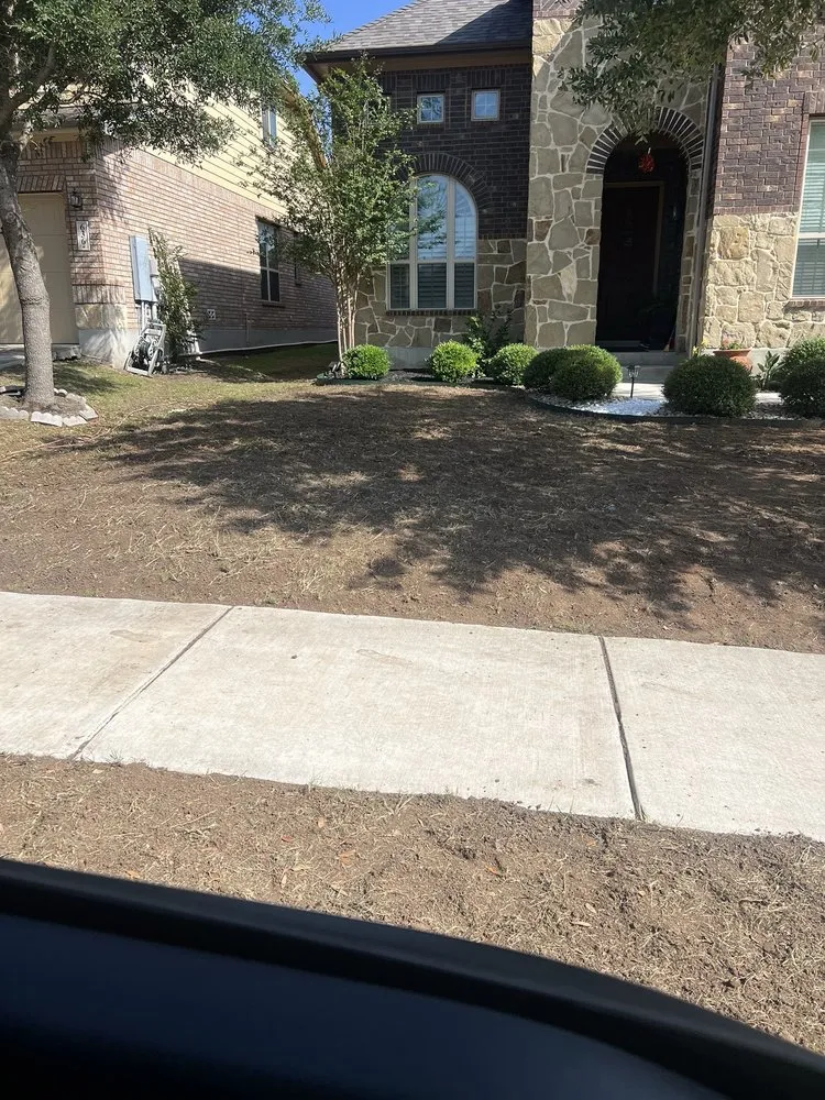 Trusted garden landscaping in San Antonio, TX - L&A Lawn Service