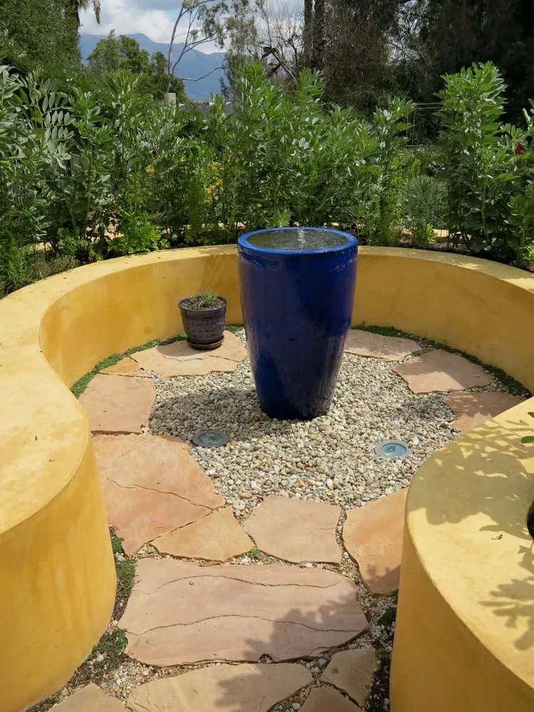 Custom outdoor landscaping in Pasadena, CA by La Loma Development Company