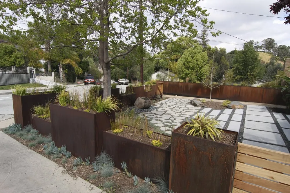 Expert landscape installation in Pasadena, CA by La Loma Development Company