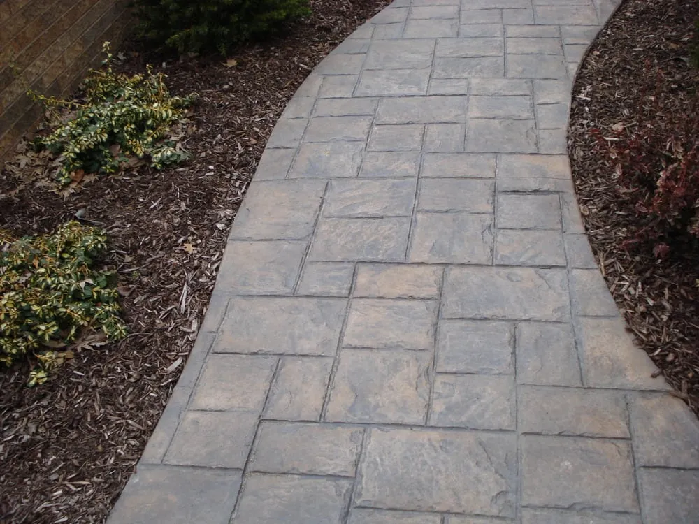 Expert outdoor landscaping in Downers Grove, IL - La Mantia Enterprises