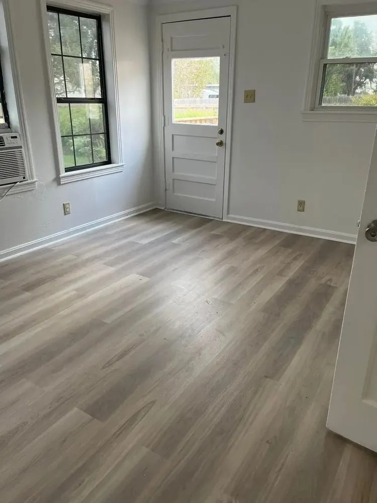 Local landscaping services for homes in Belton, TX by L&A Montoya´s Lawn Care and Remodeling Services