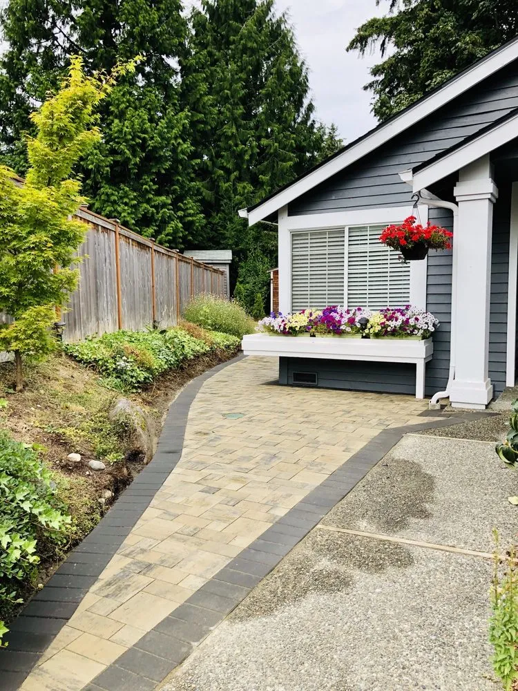 Professional lawn care service near you in Marysville, WA by La Mora Landscaping