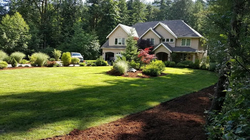 Local landscape installation experts serving Marysville, WA - La Mora Landscaping